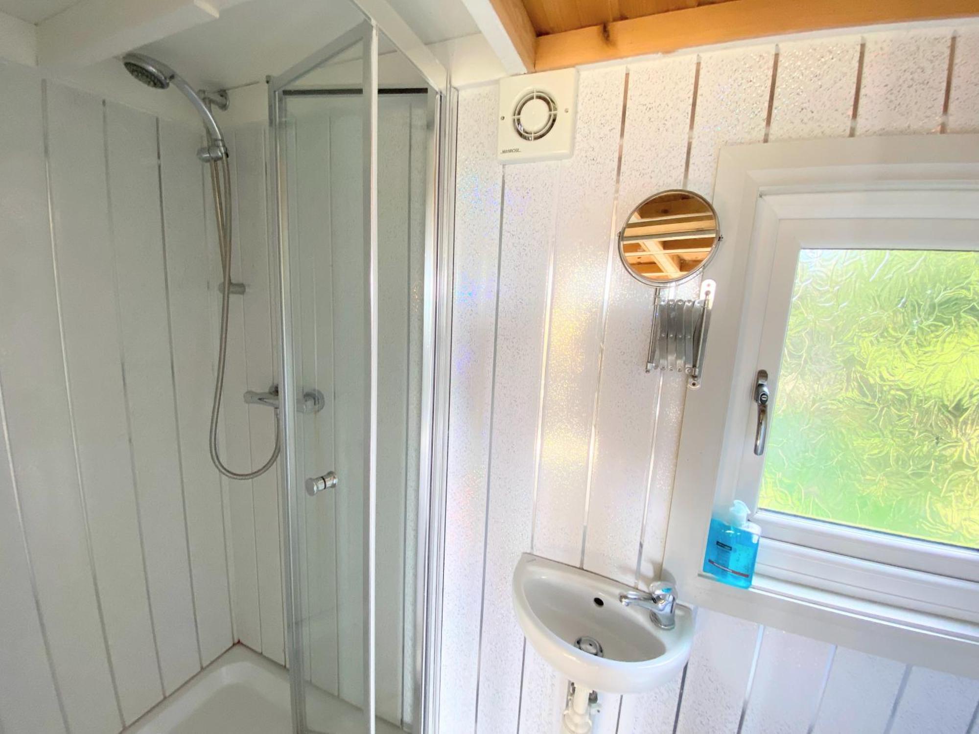 Blair Tiny House With Private Hot Tub - Fife - Loch Leven - Lomond Hills Villa Dunfermline Buitenkant foto