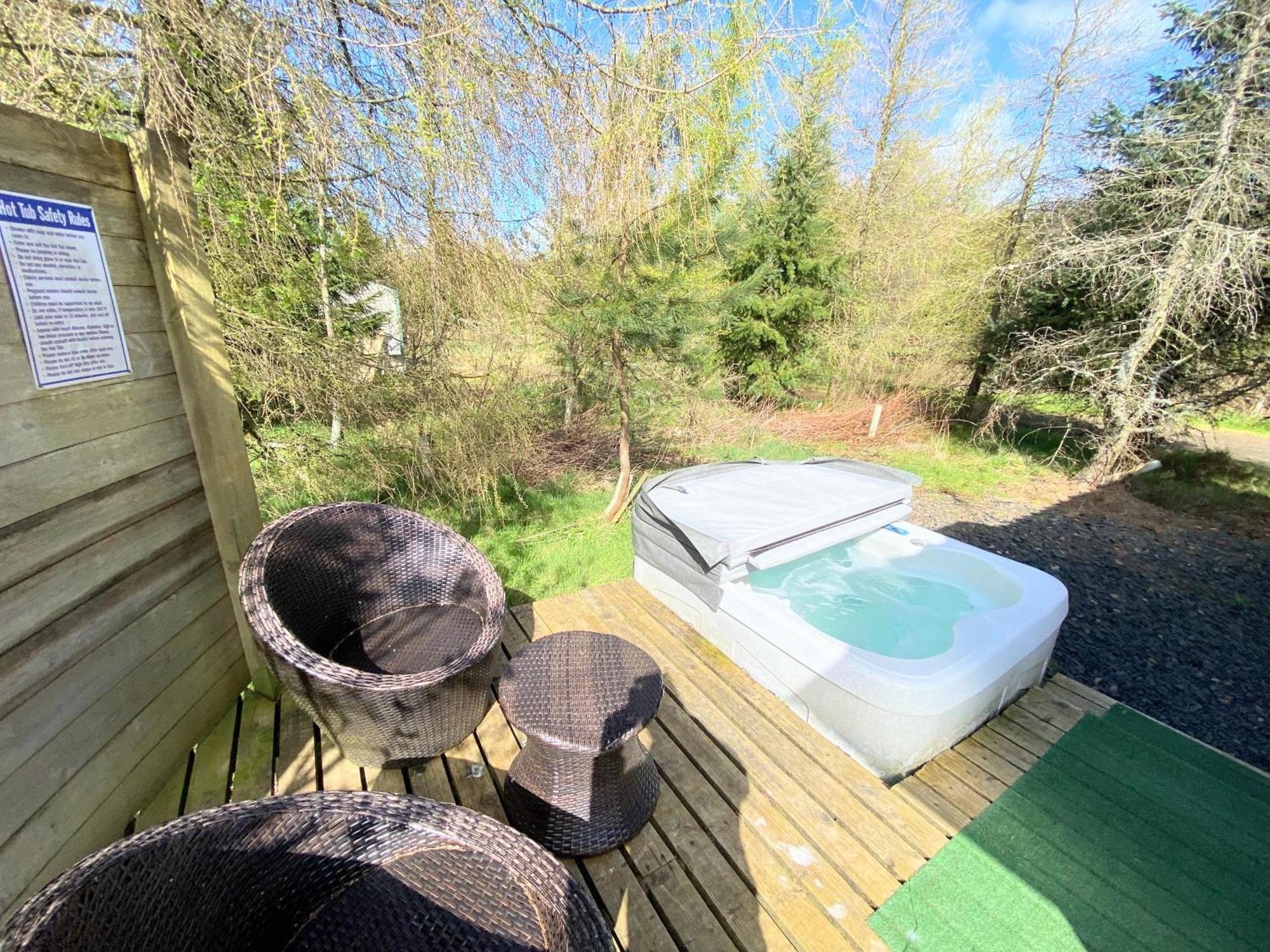 Blair Tiny House With Private Hot Tub - Fife - Loch Leven - Lomond Hills Villa Dunfermline Buitenkant foto